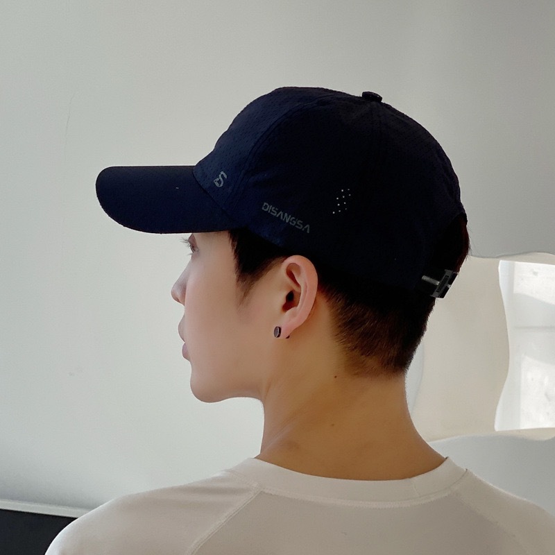 Новая стильная кепка для бега  – обзор и цена Aquatic Sports Cap